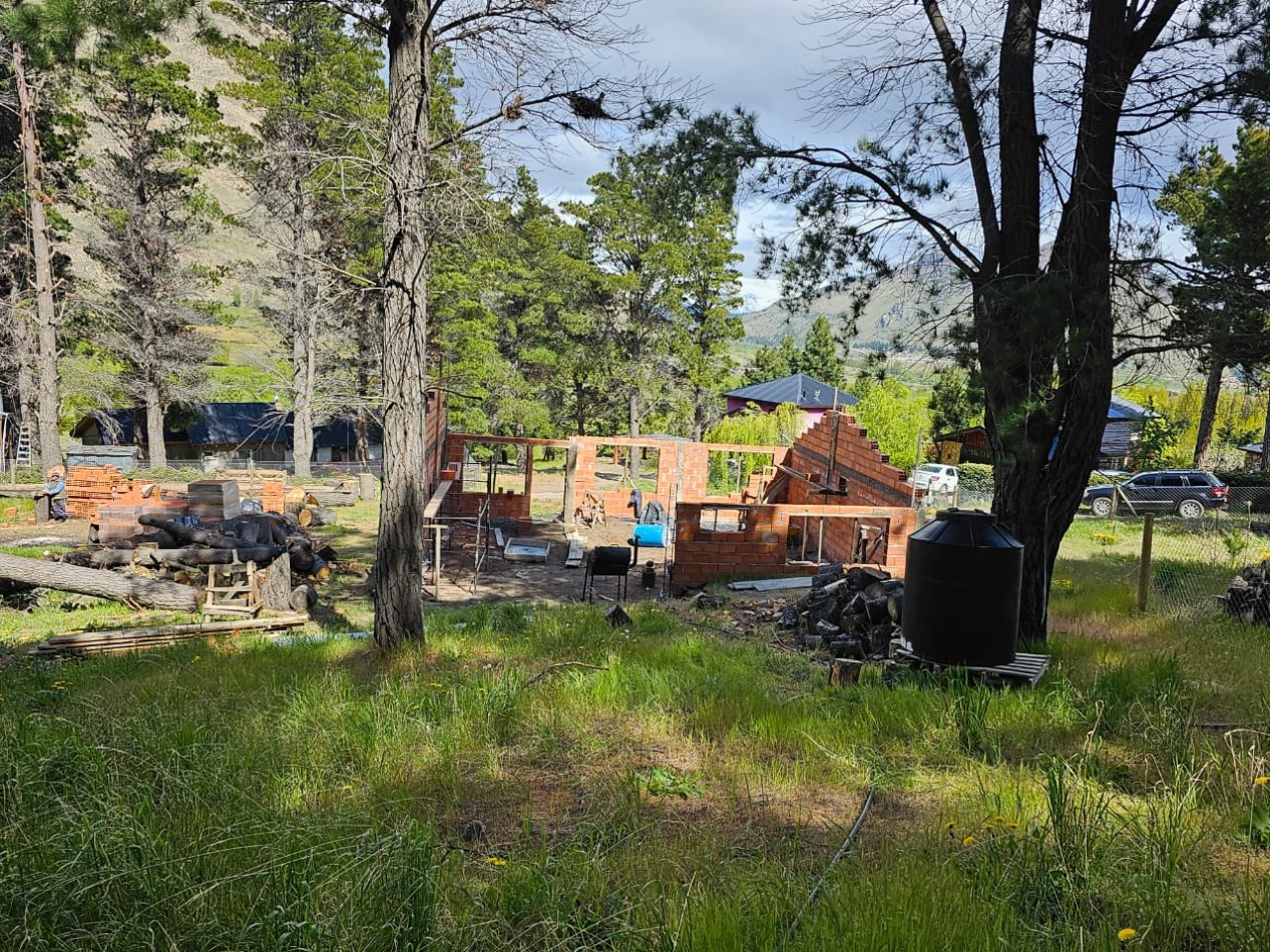 CASA DE 3 DORMITORIOS EN CONSTRUCCION EN ESQUEL CHUBUT 