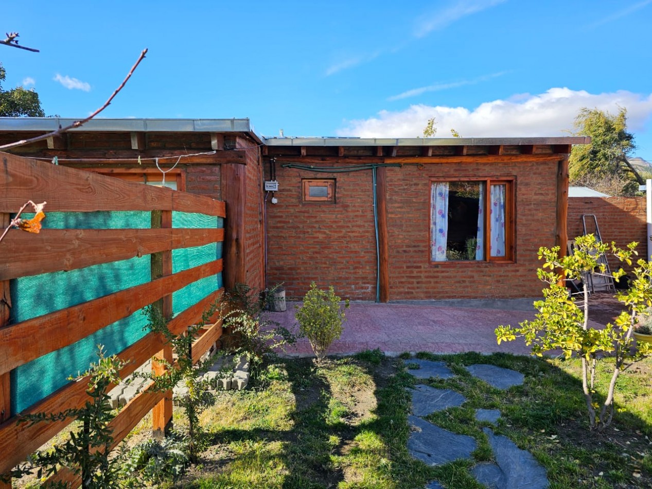 CASA DE 2 DORMITORIOS C/QUINCHO EN ESQUEL CHUBUT