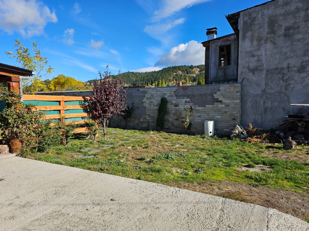 CASA DE 2 DORMITORIOS C/QUINCHO EN ESQUEL CHUBUT