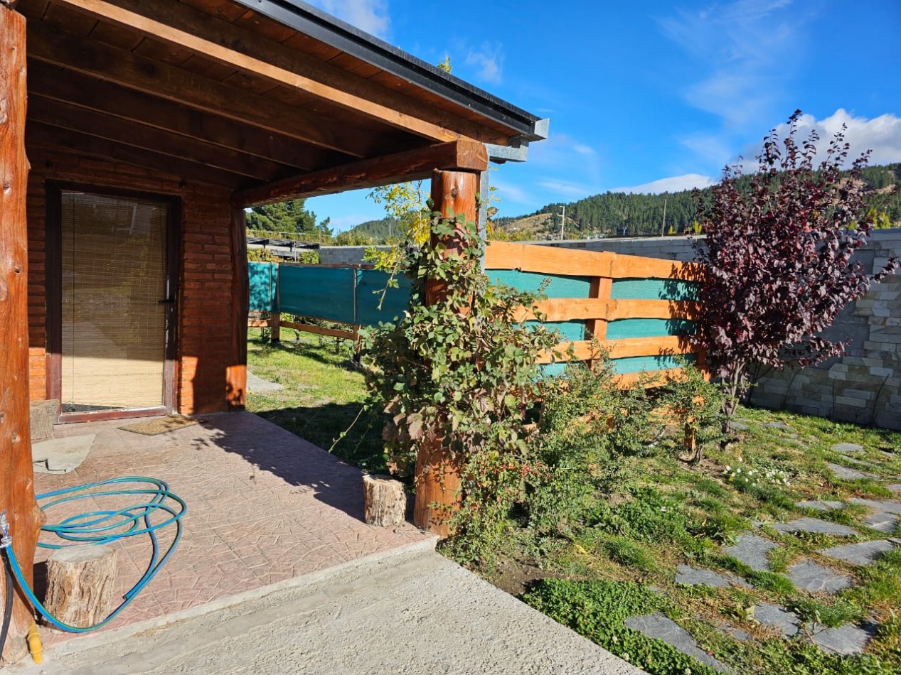 CASA DE 2 DORMITORIOS C/QUINCHO EN ESQUEL CHUBUT