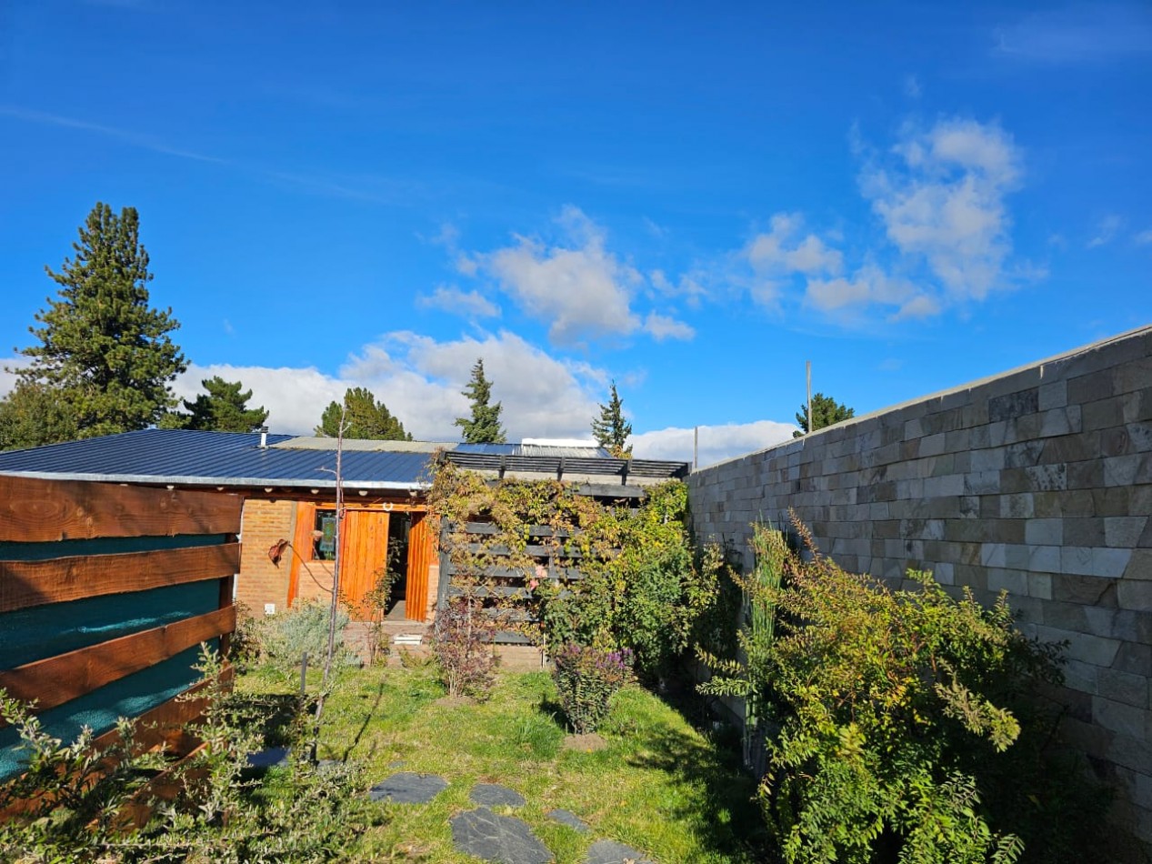 CASA DE 2 DORMITORIOS C/QUINCHO EN ESQUEL CHUBUT