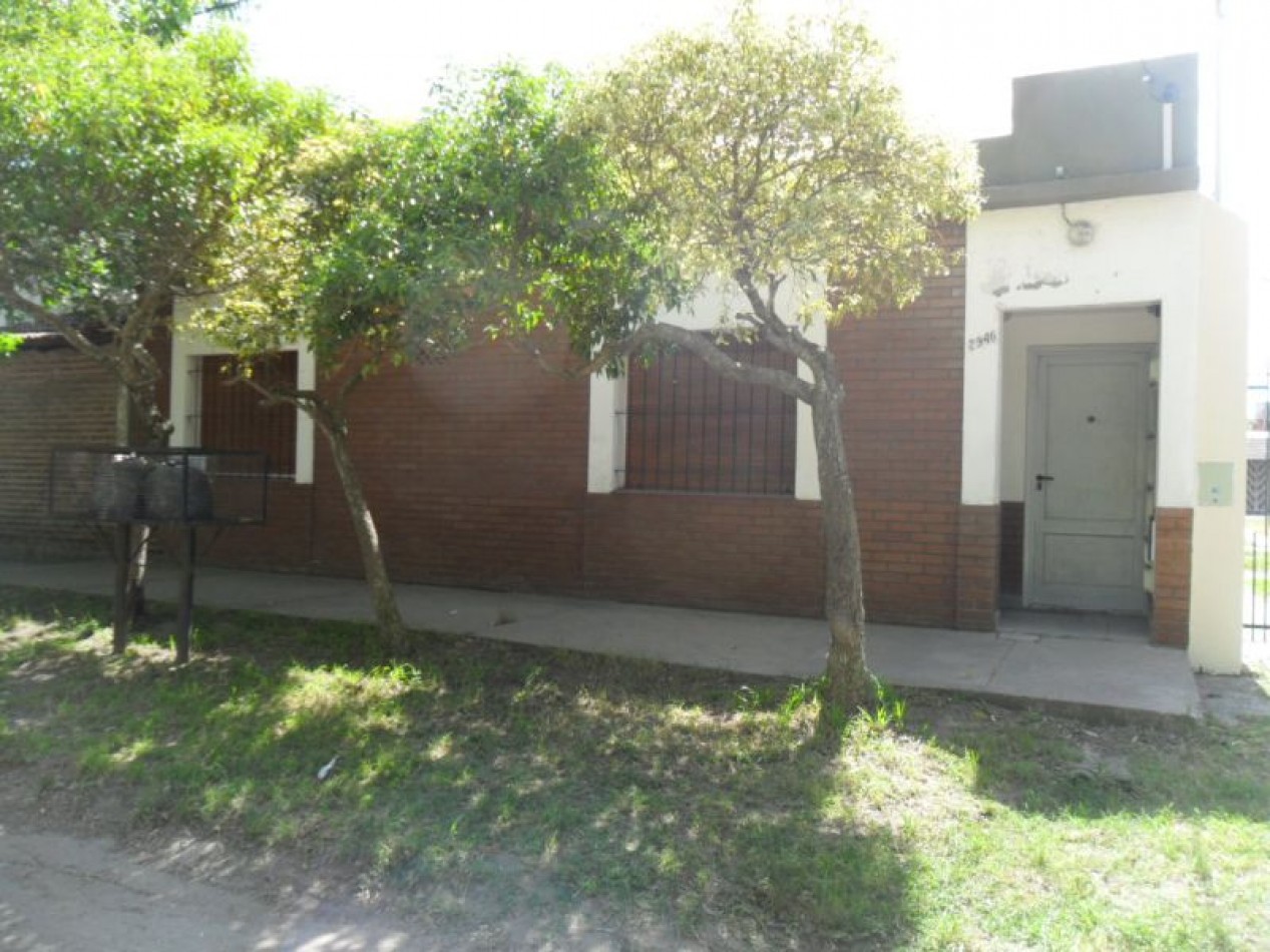 Departamento 2 Amb frente a plaza