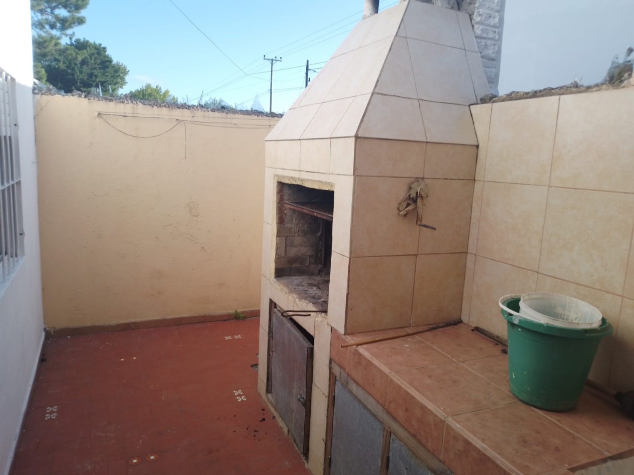 PH PB 3 interno de 2 Amb. c/patio en Tala Sur