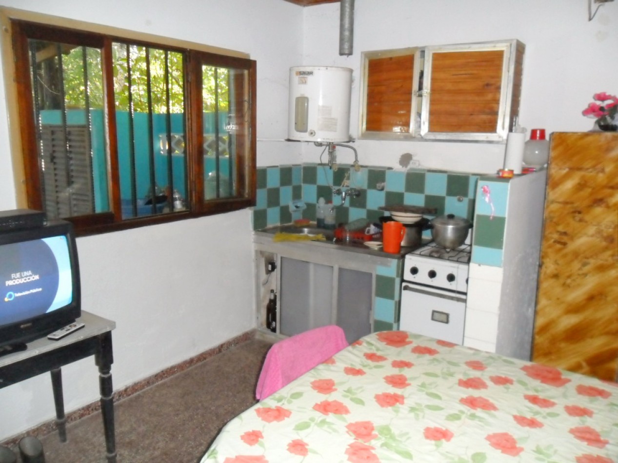 Oportunidad casa de 4 Amb con gran lote