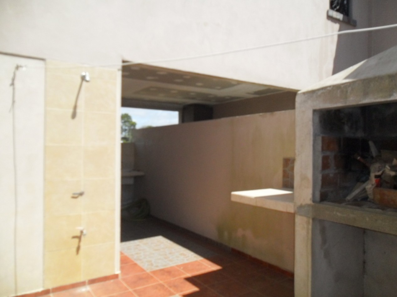 Duplex amplio de 3 Amb. en Tala Sur 