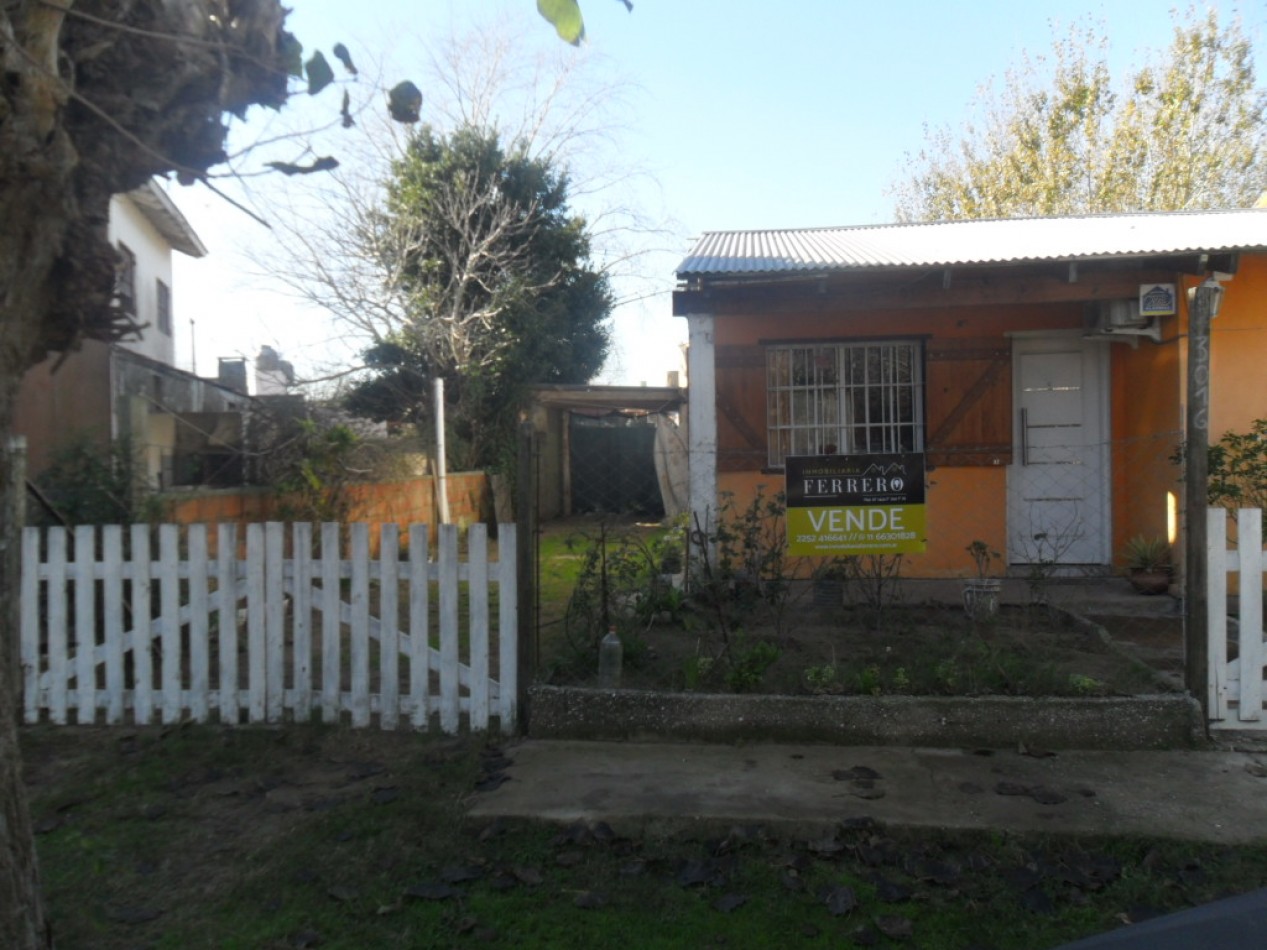 Oportunidad Casa de 3 Amb. con lote