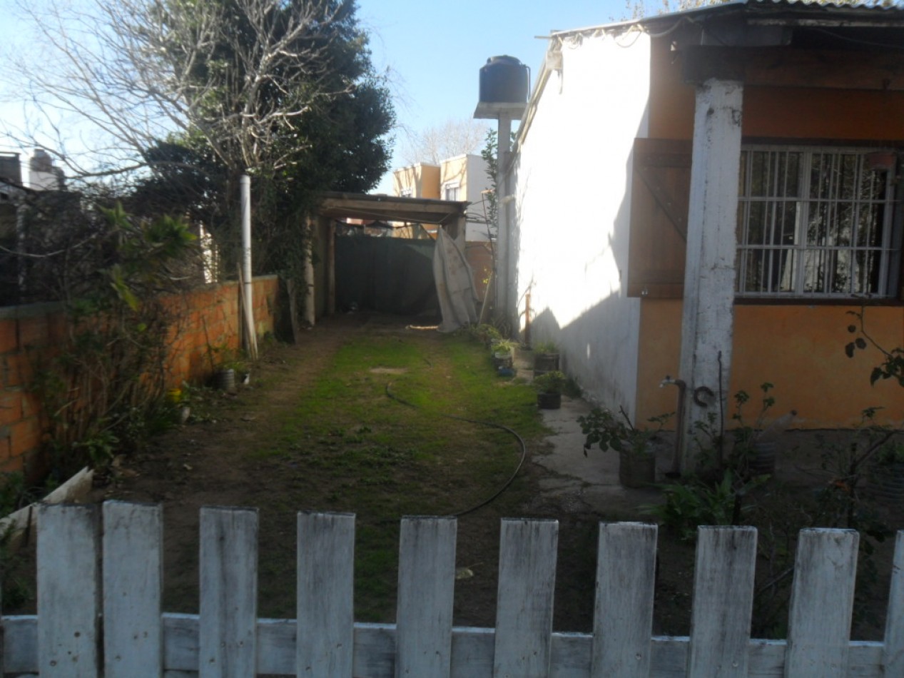 Oportunidad Casa de 3 Amb. con lote