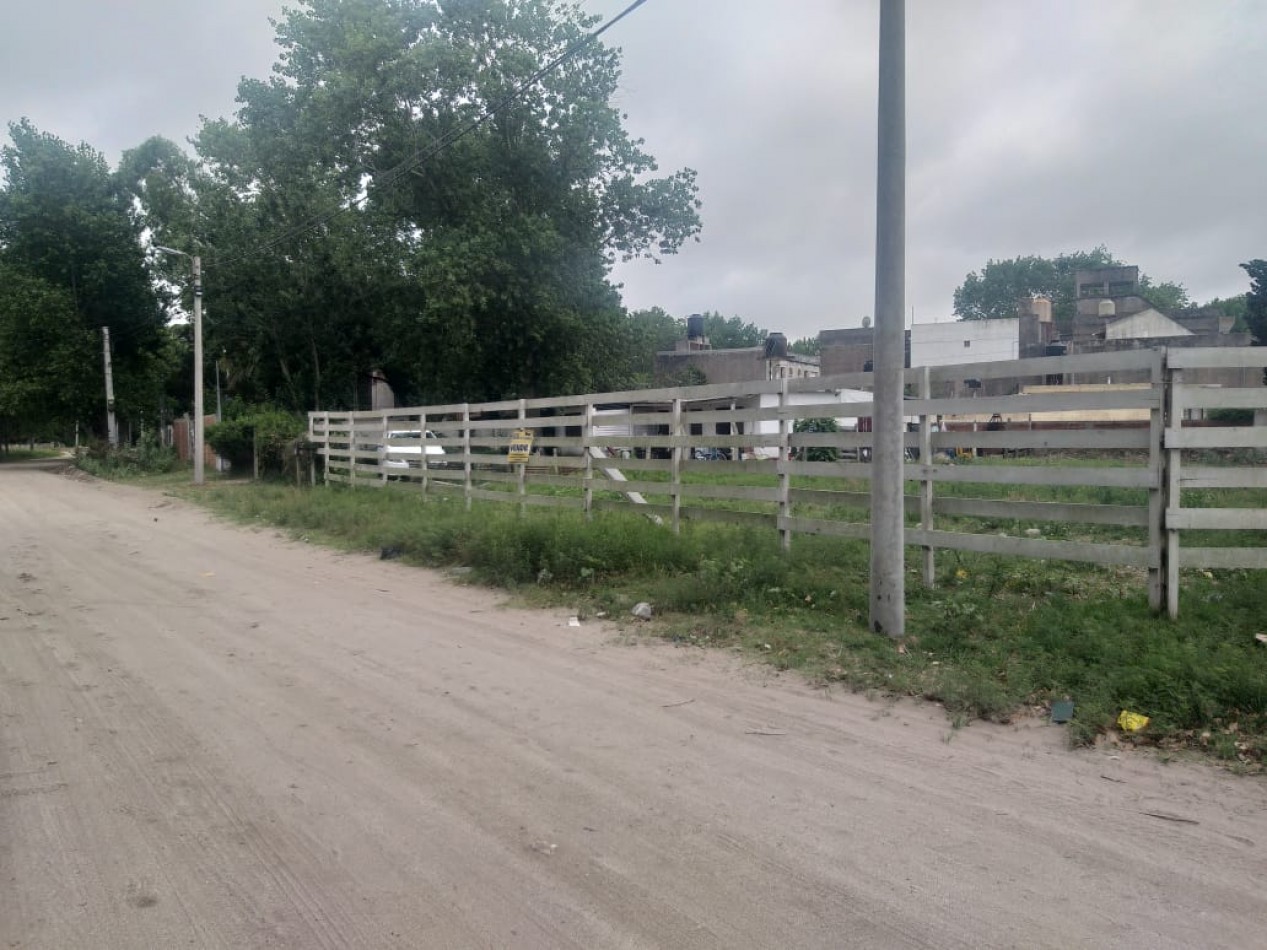 Lote esquina c/planos aprobados en Zona Norte 