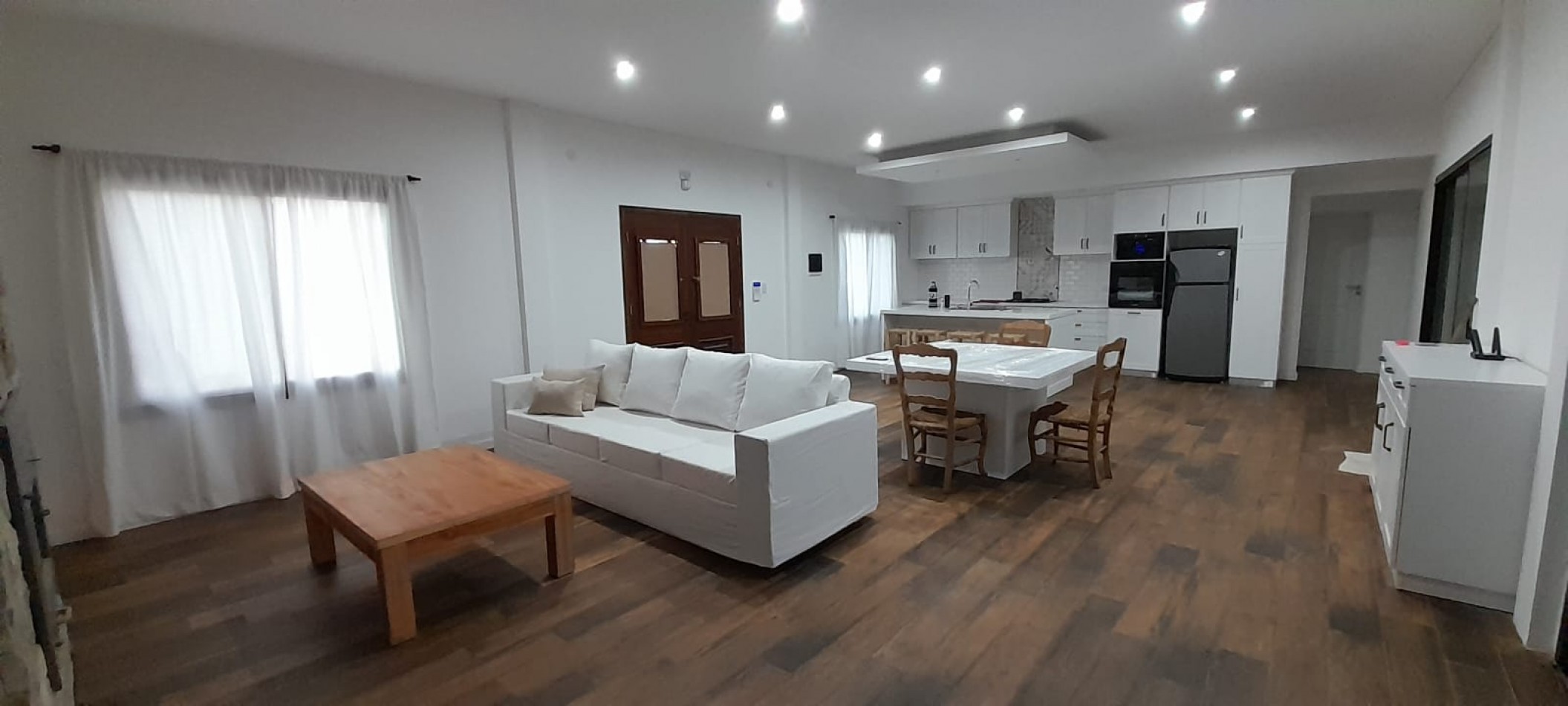 Soñada Chacra 17.000M2 con moderna Casa 5 Amb