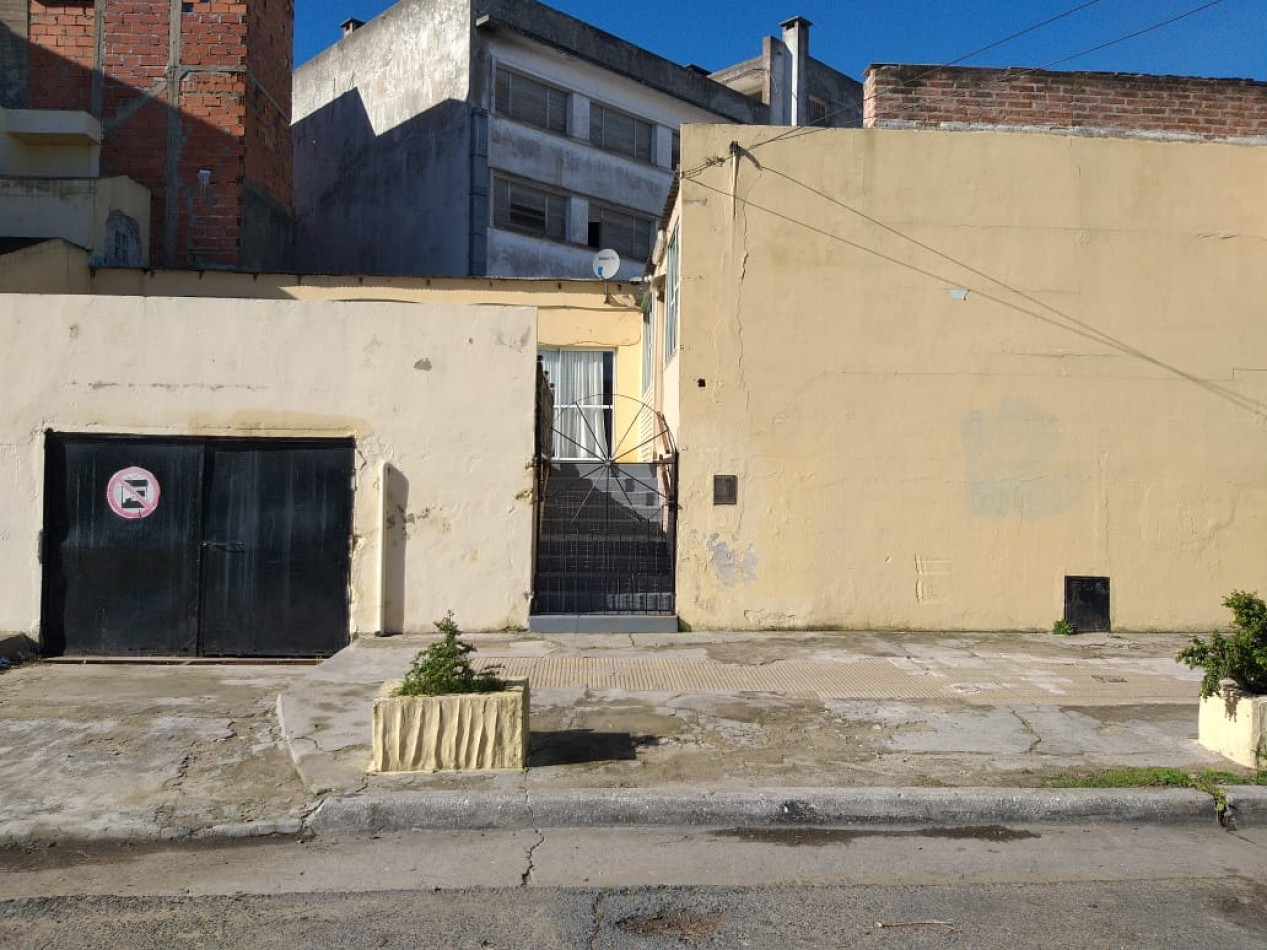 Vivienda centrica con gran terraza y garaje 