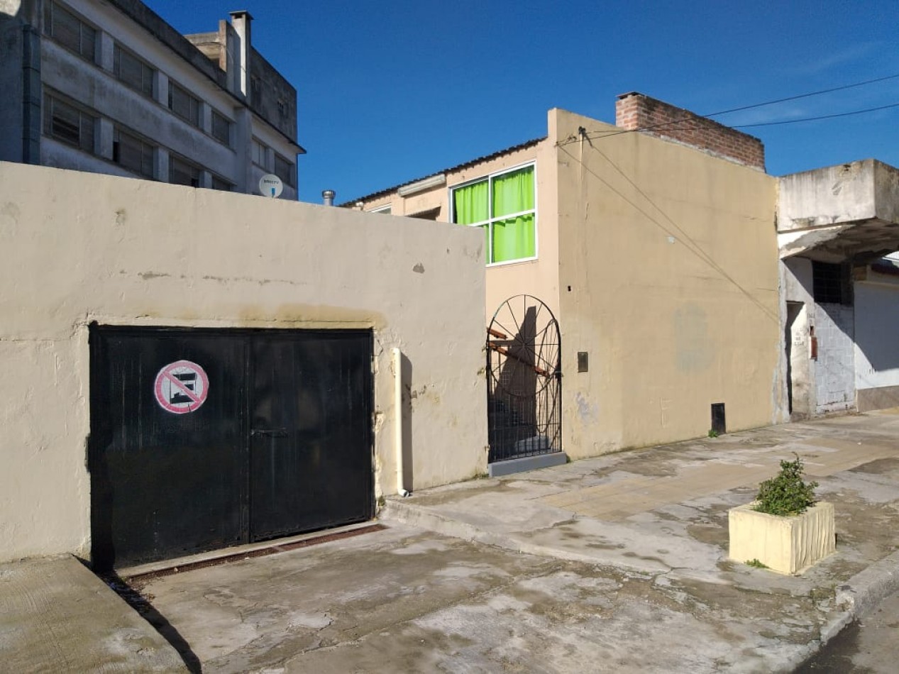 Vivienda centrica con gran terraza y garaje 