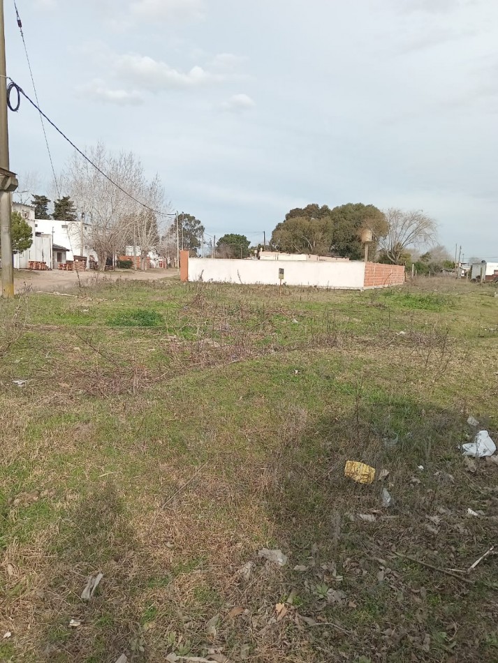 Lote esquina 310 M2 zona norte 