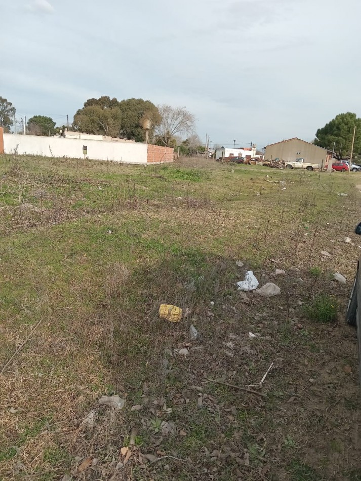 Lote esquina 310 M2 zona norte 
