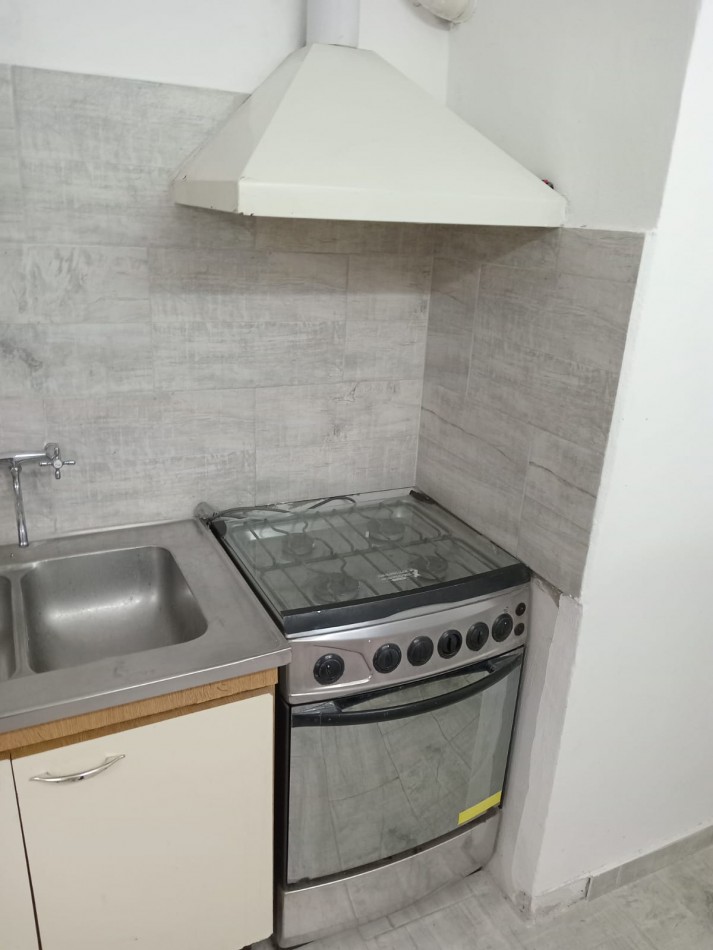Casa 3 ambientes con Monoambiente centrico 