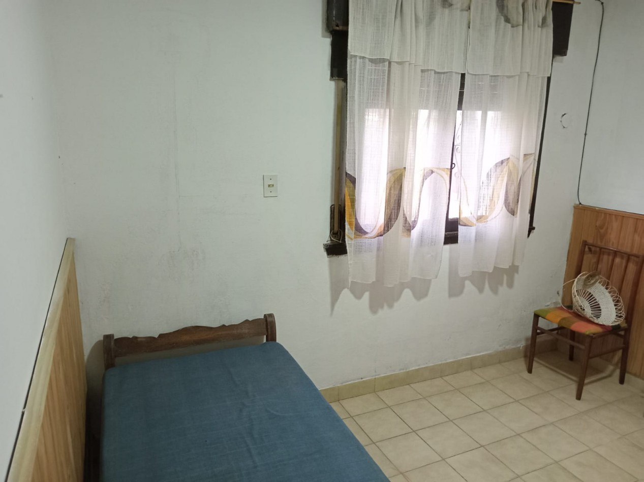 Casa 3 ambientes con Monoambiente centrico 