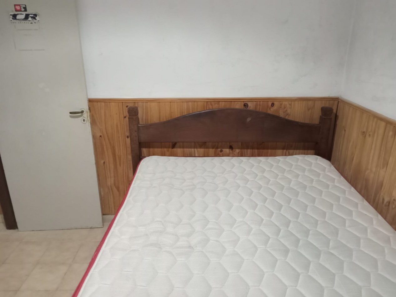 Casa 3 ambientes con Monoambiente centrico 