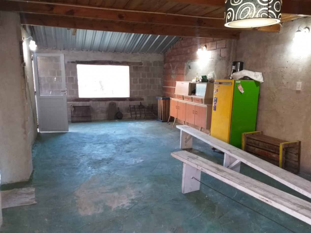 Amplia casa sobre lote de 360M2 