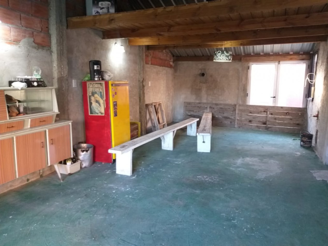 Amplia casa sobre lote de 360M2 