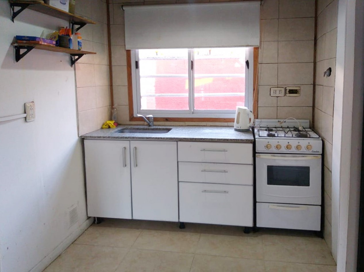 Amplia casa sobre lote de 360M2 