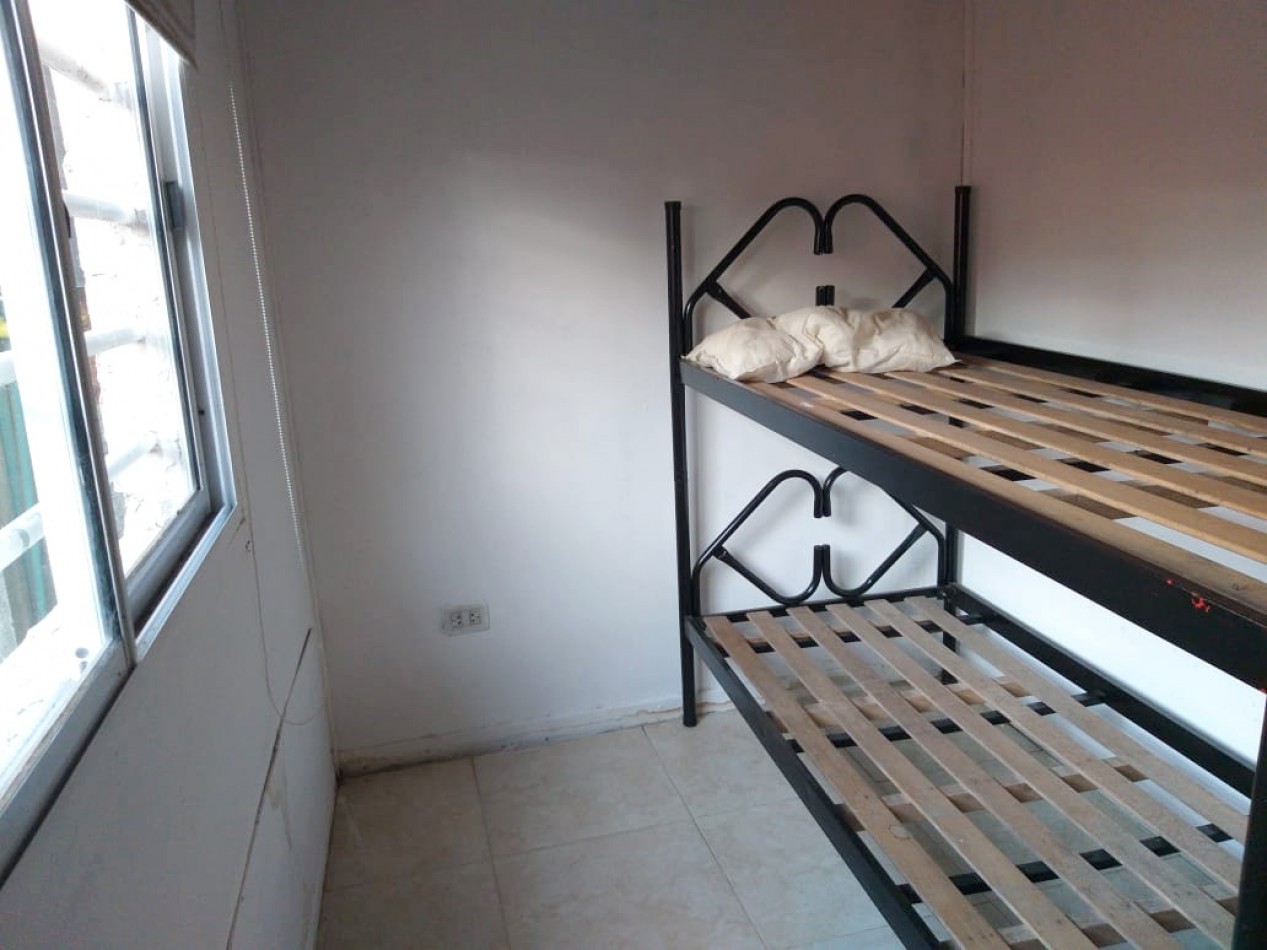 Amplia casa sobre lote de 360M2 