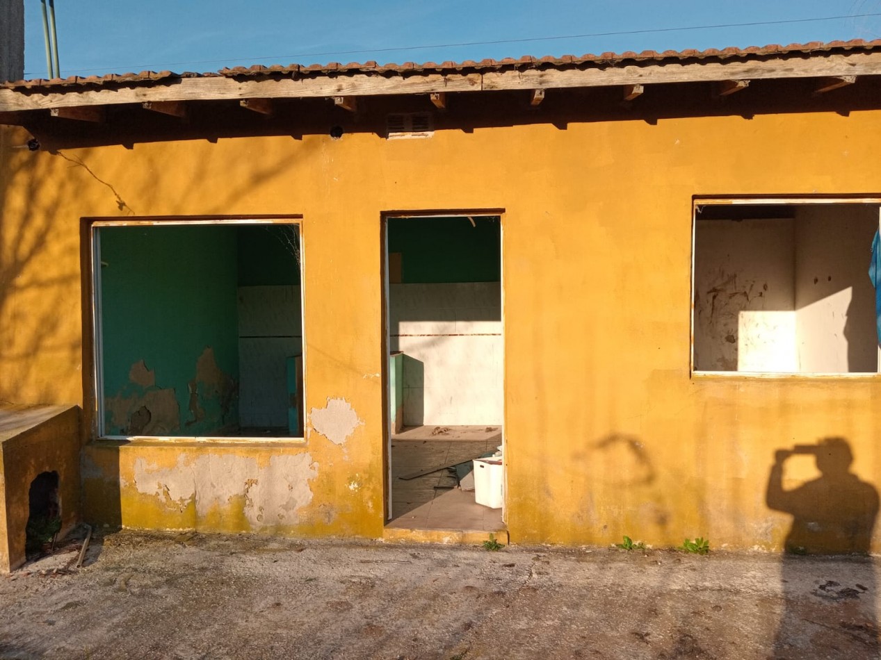 OPORTUNIDAD 2 casas en espejo zona rotonda terminal