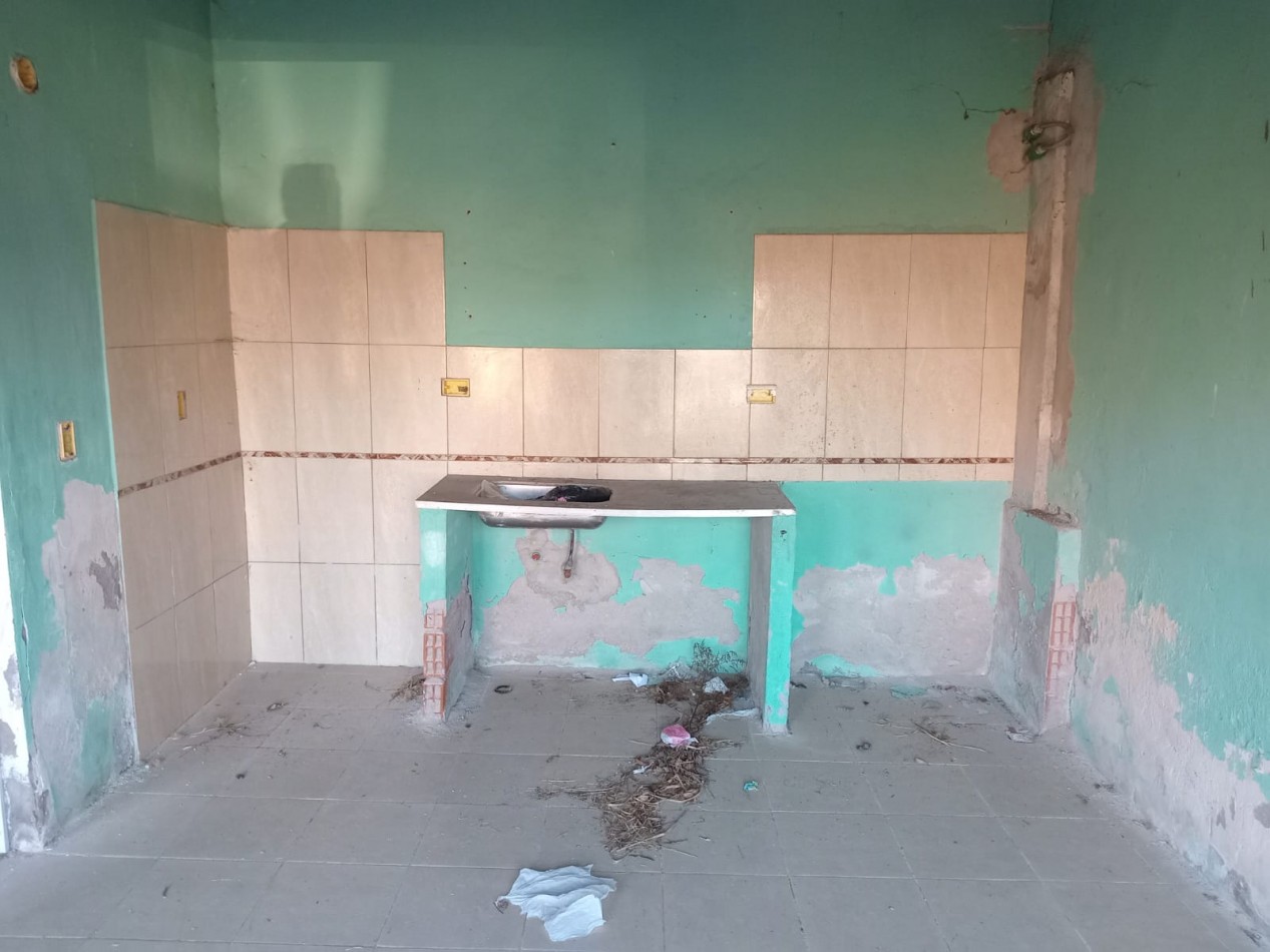 OPORTUNIDAD 2 casas en espejo zona rotonda terminal