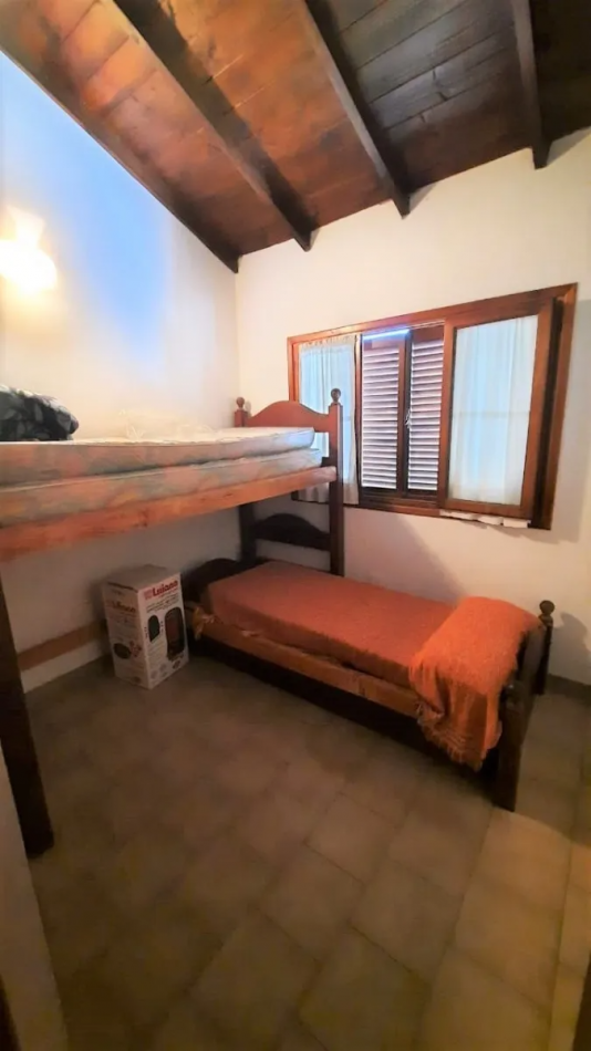 Hermosa Casa de 5 Amb Barrio Tala