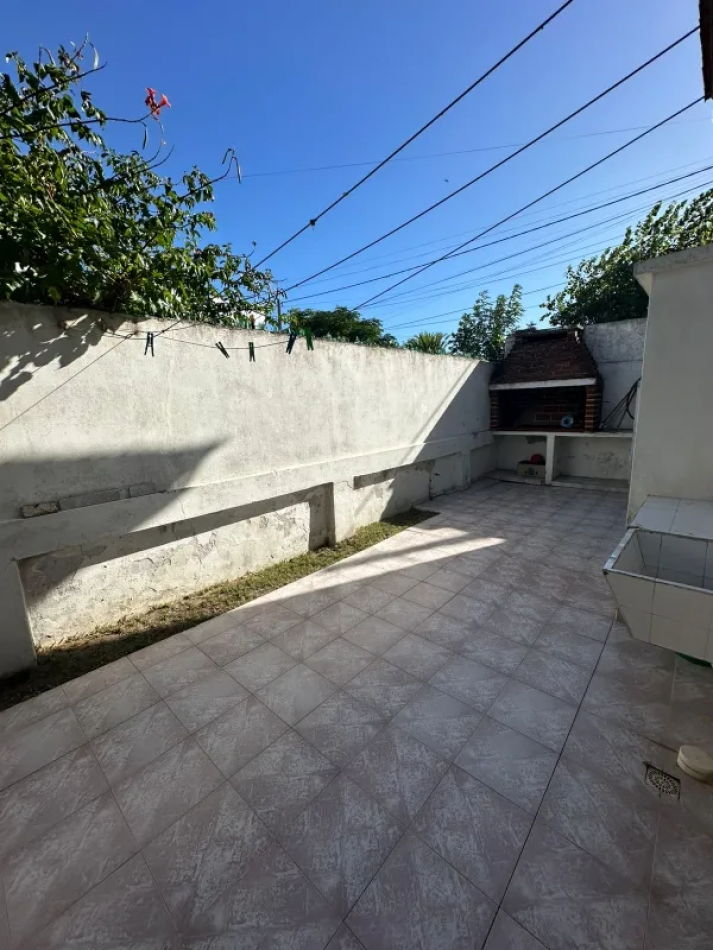 Hermosa Casa de 5 Amb Barrio Tala