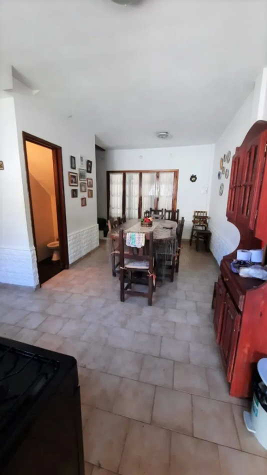 Hermosa Casa de 5 Amb Barrio Tala
