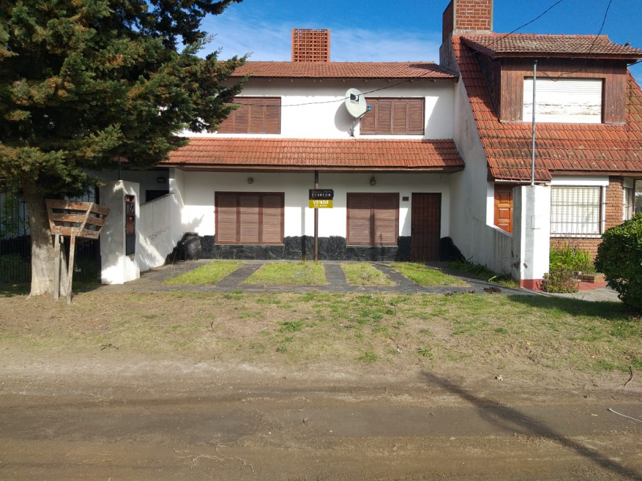Hermosa Casa de 5 Amb Barrio Tala