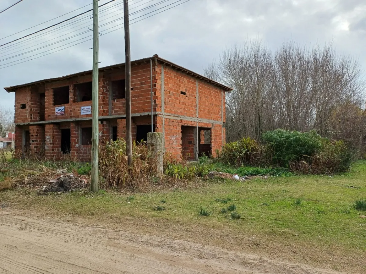 Lote con planos aprobados complejo 
