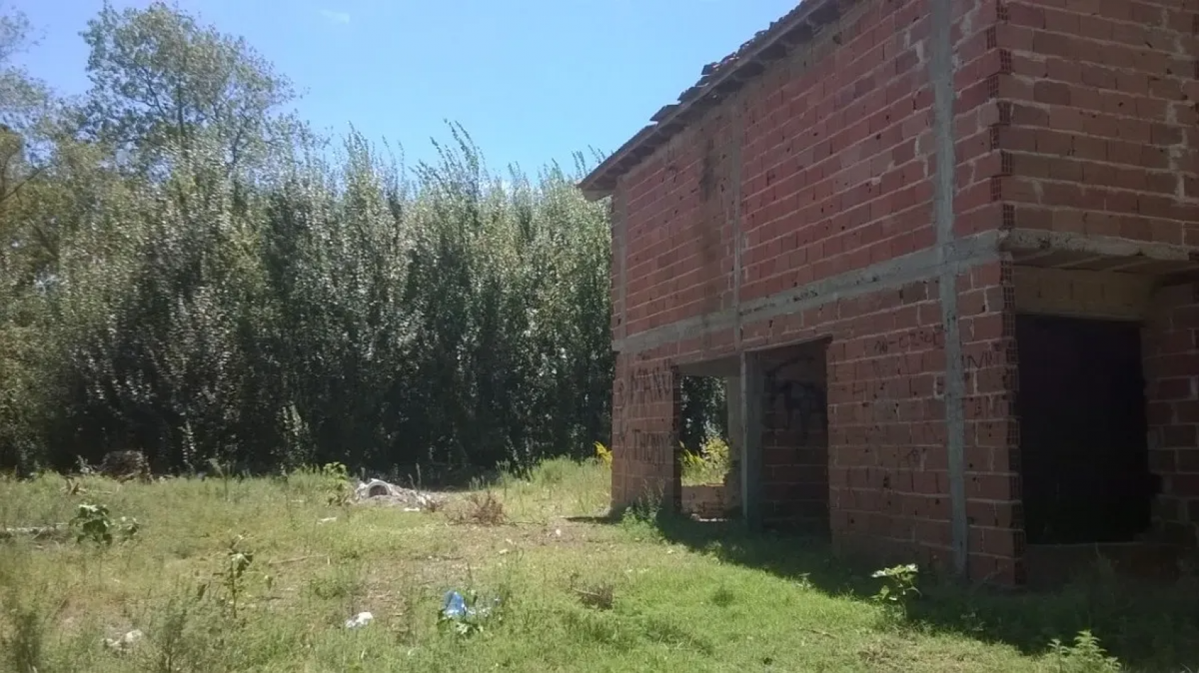 Lote con planos aprobados complejo 