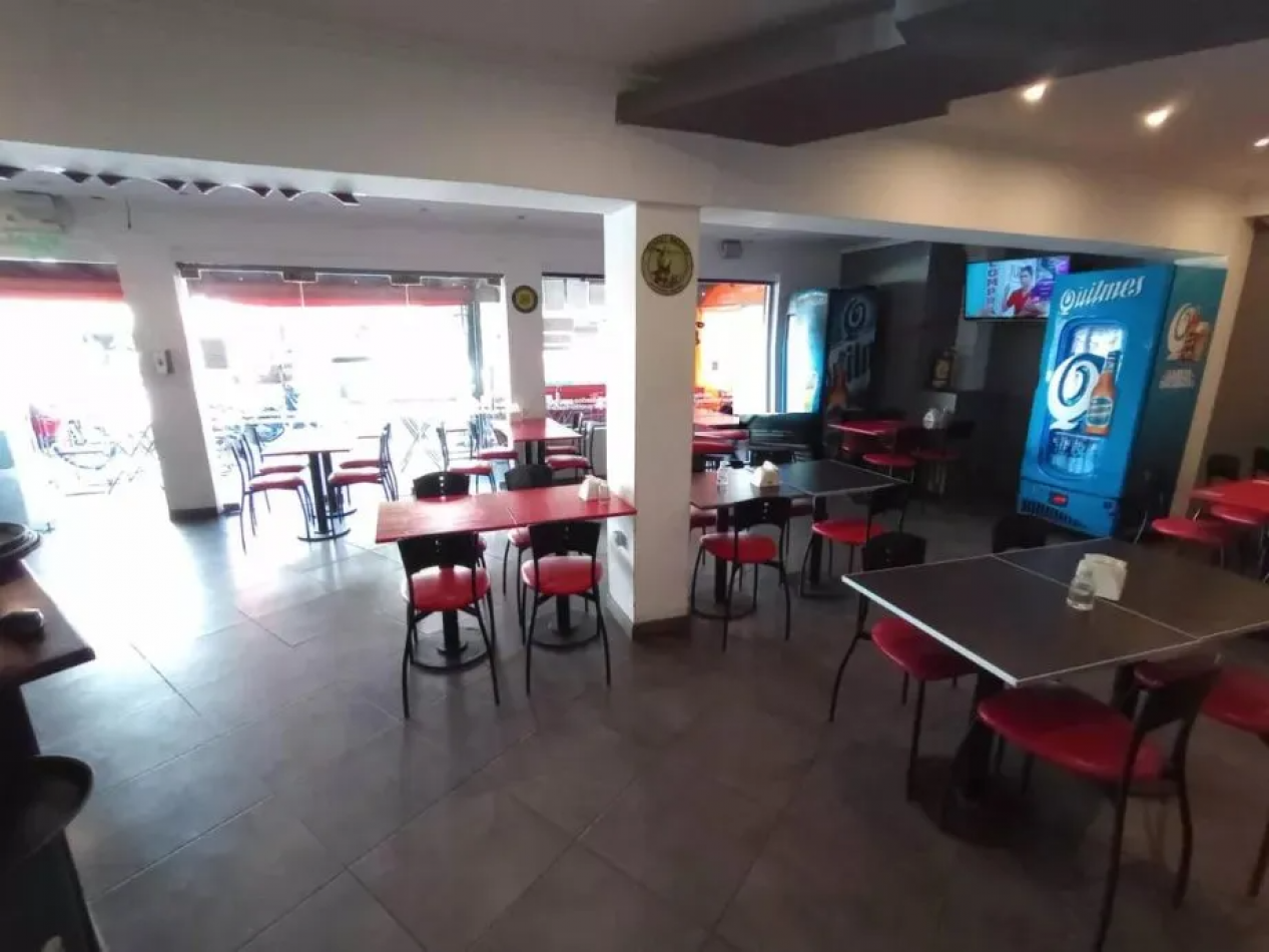 Local gastronomico Lo mas Pancho + 3 Deptos
