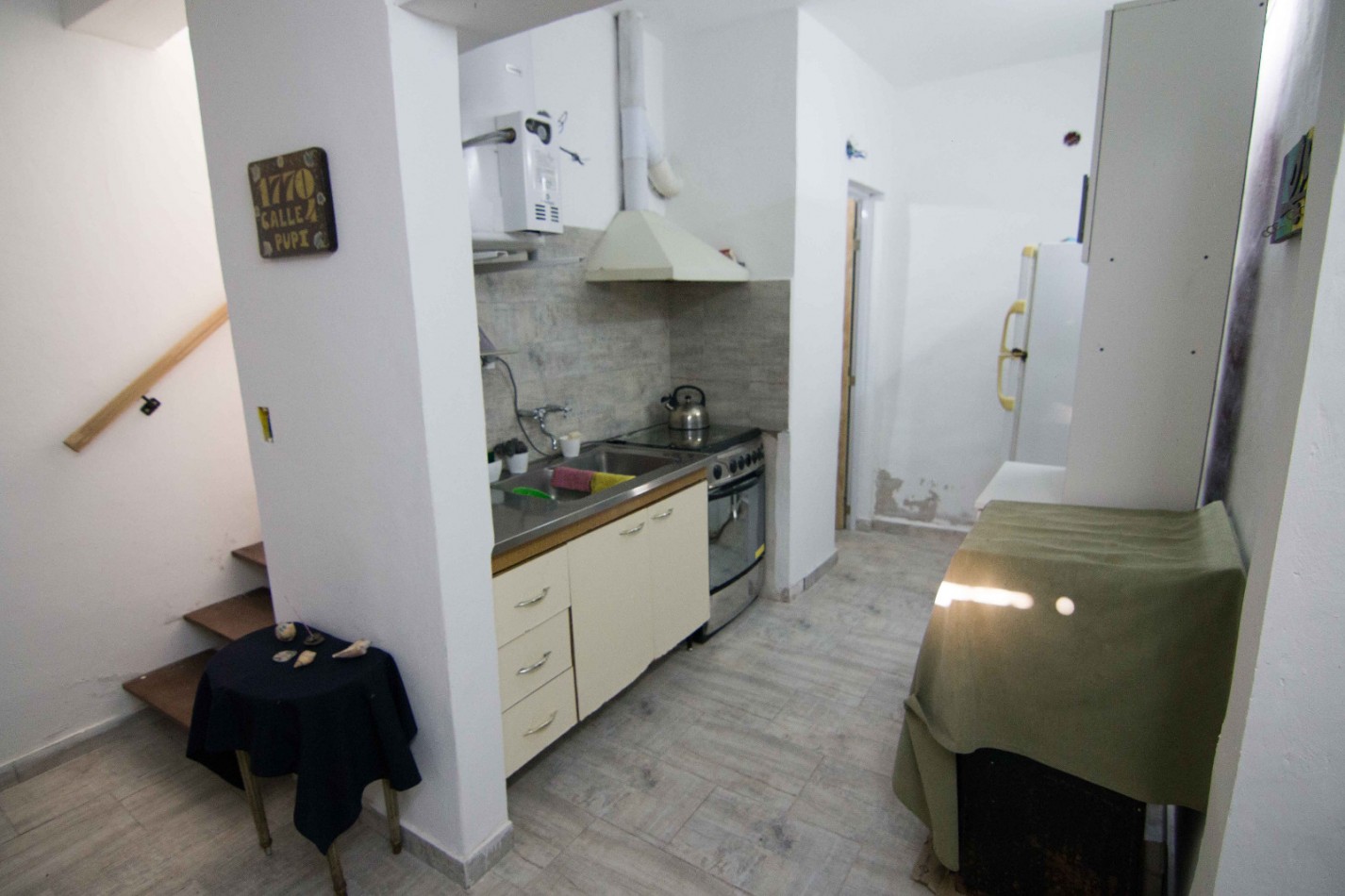 CASA 3 AMB + DEPTO 2 AMB CENTRO