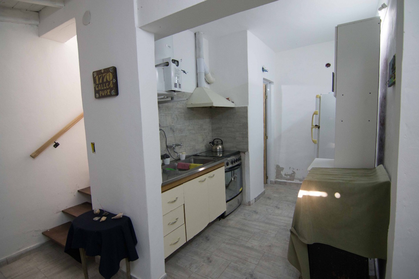 CASA 3 AMB + DEPTO 2 AMB CENTRO