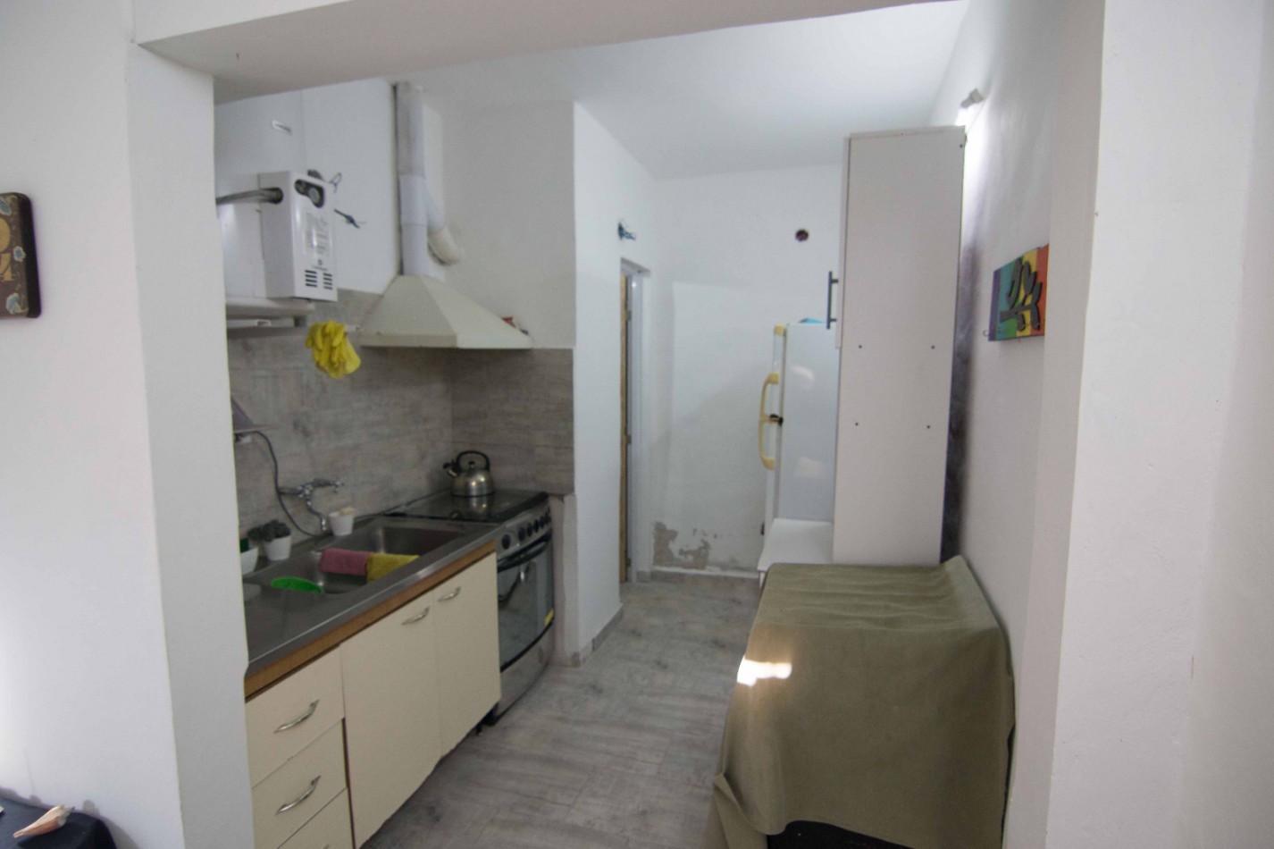CASA 3 AMB + DEPTO 2 AMB CENTRO