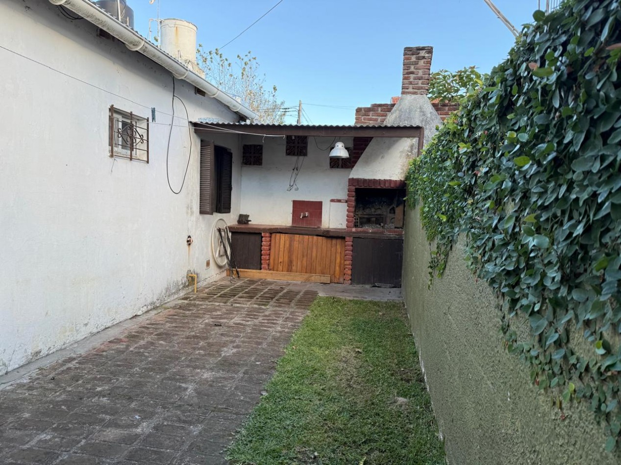 CASA 3 AMB + DEPTO 2 AMB CENTRO