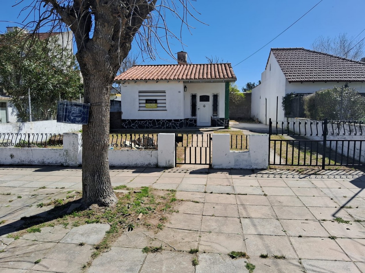 Casa de 3 Amb. a acondicionar en zona centro