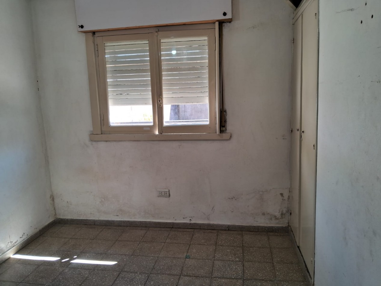 Casa de 3 Amb. a acondicionar en zona centro