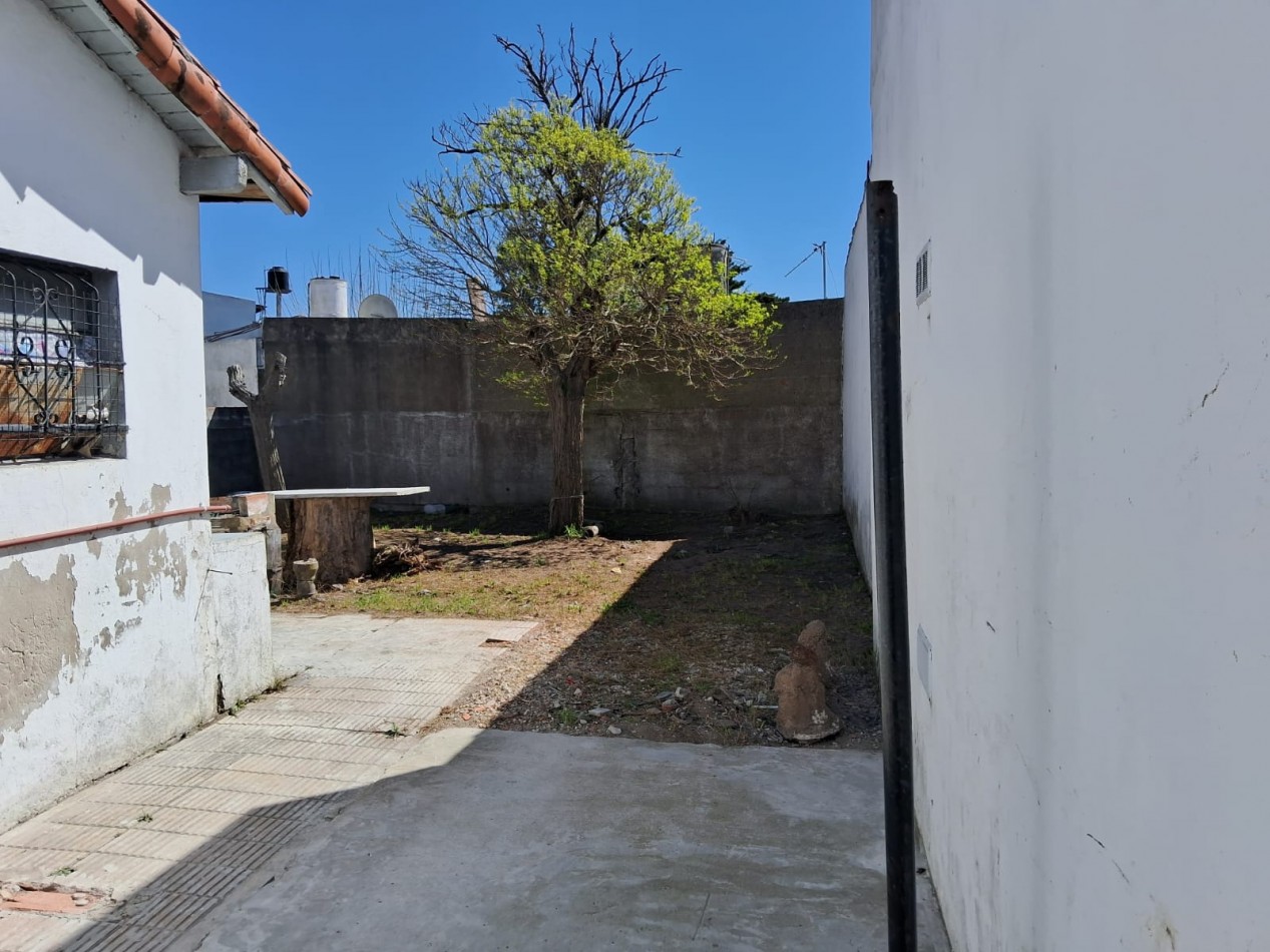 Casa de 3 Amb. a acondicionar en zona centro