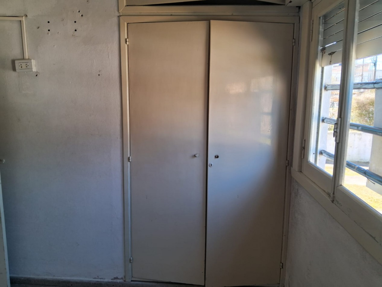 Casa de 3 Amb. a acondicionar en zona centro