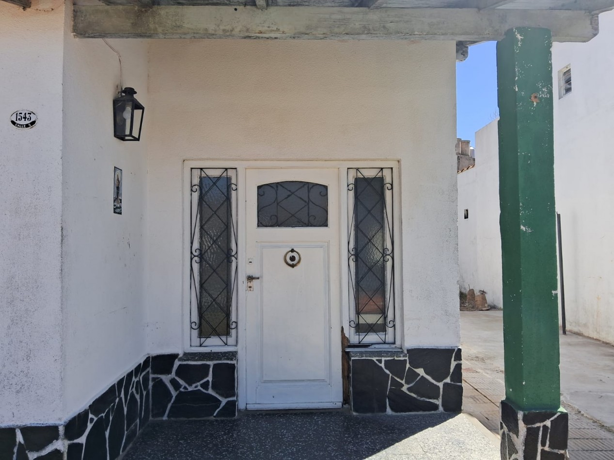 Casa de 3 Amb. a acondicionar en zona centro