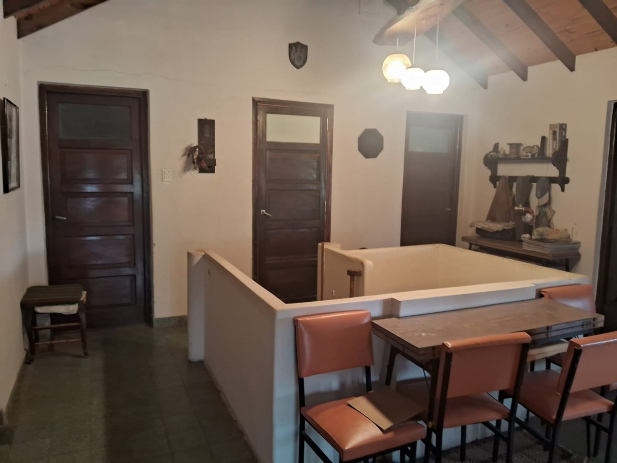 Lote 800 M2 con gran casa al fondo Zona Norte 