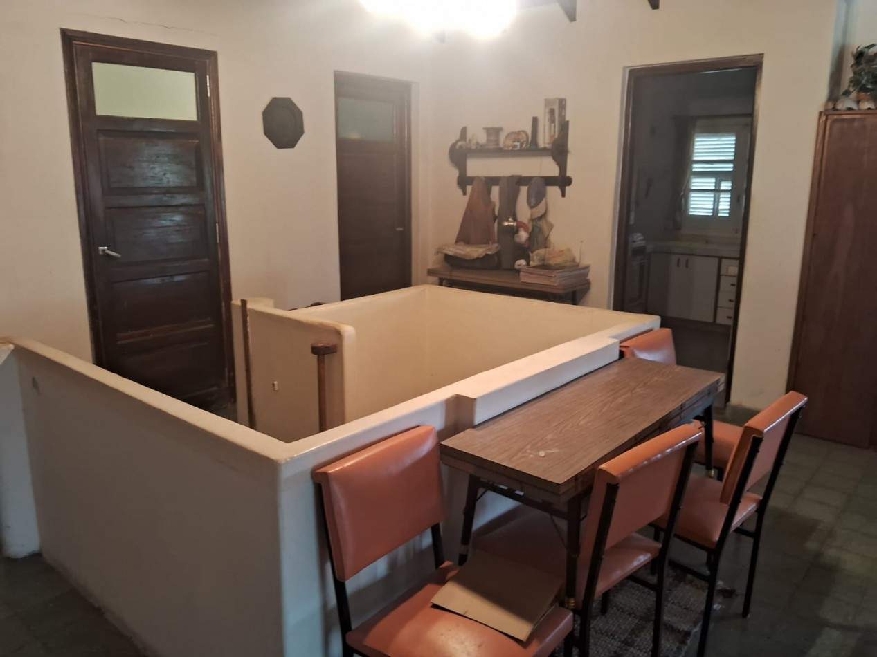 Lote 800 M2 con gran casa al fondo Zona Norte 