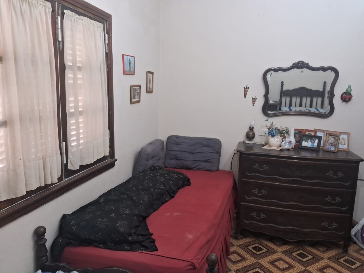 Lote 800 M2 con gran casa al fondo Zona Norte 