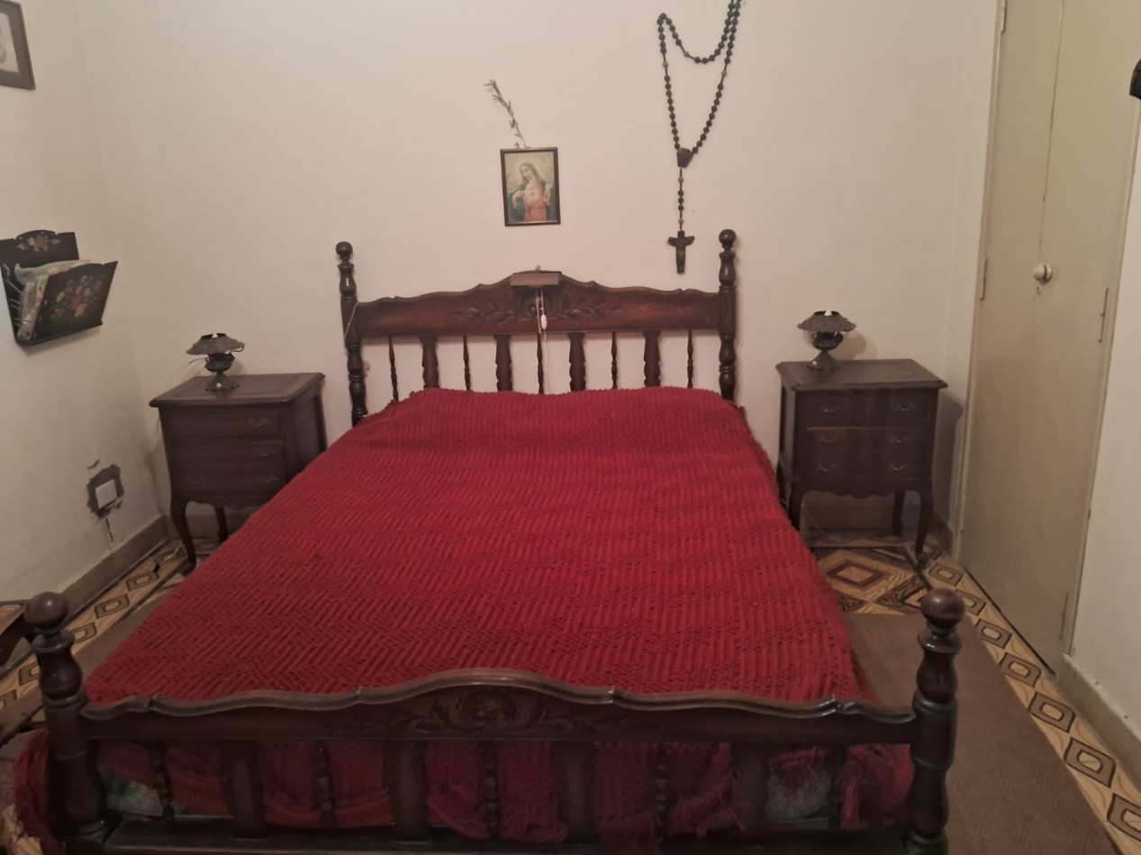 Lote 800 M2 con gran casa al fondo Zona Norte 