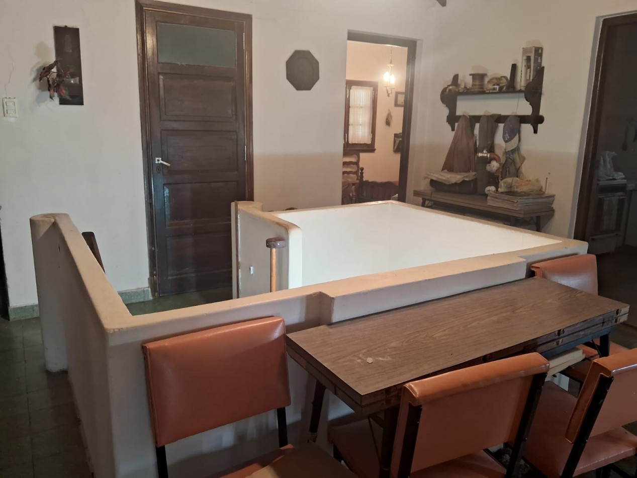 Lote 800 M2 con gran casa al fondo Zona Norte 