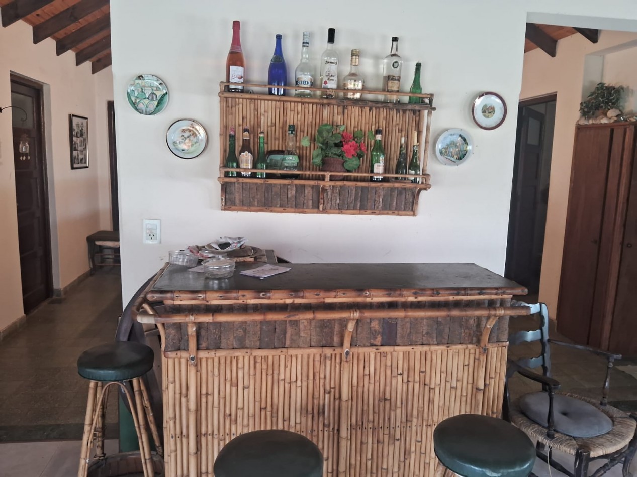 Lote 800 M2 con gran casa al fondo Zona Norte 