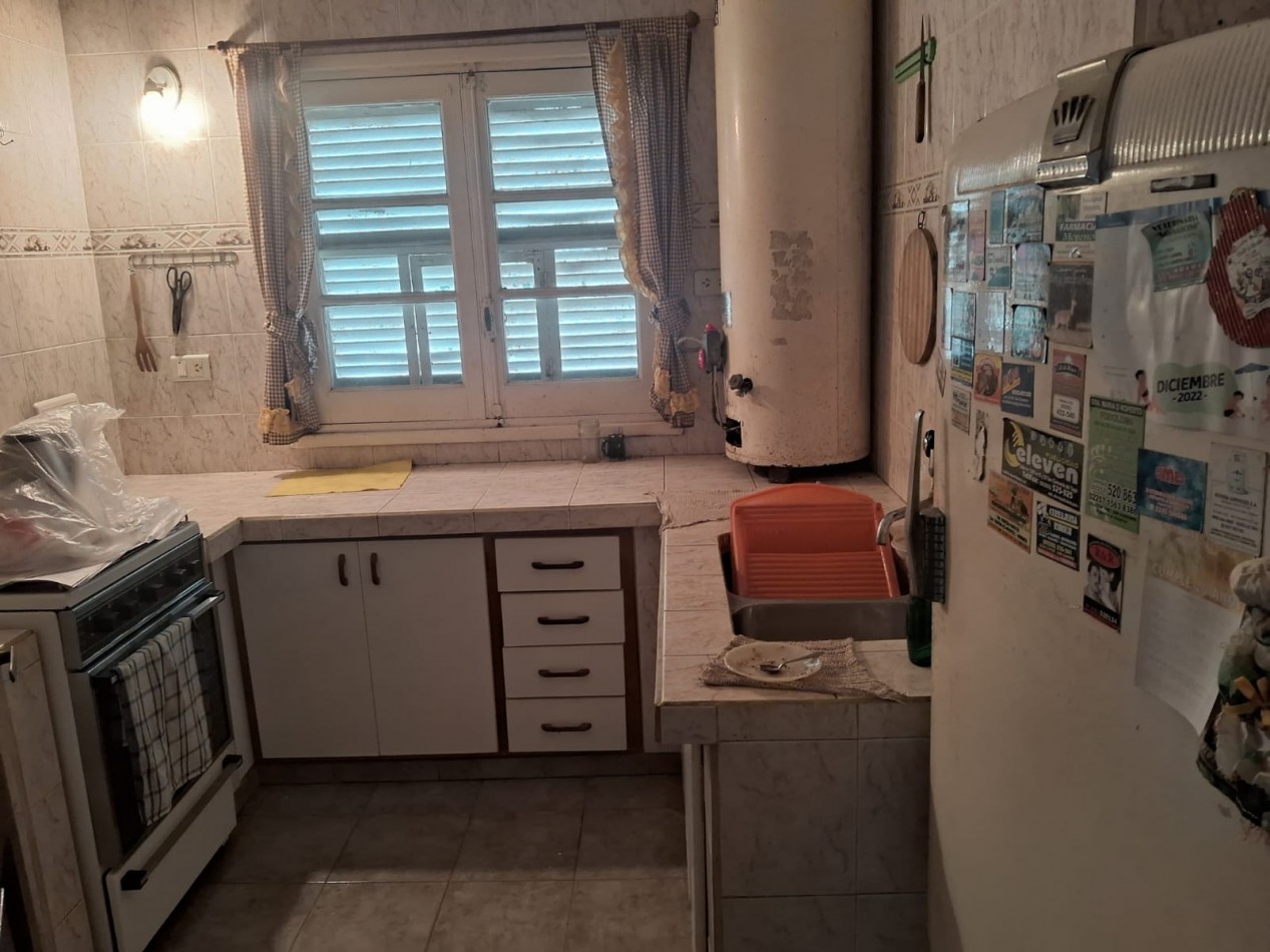 Lote 800 M2 con gran casa al fondo Zona Norte 