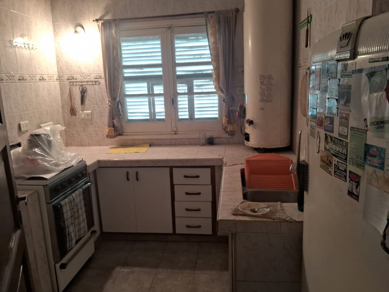 Lote 800 M2 con gran casa al fondo Zona Norte 